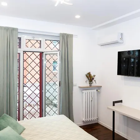 Apartment Appia Terrace - San Giovanni Rome